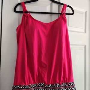 Swimsuits For All Pink and Black Sleeveless Tank Top